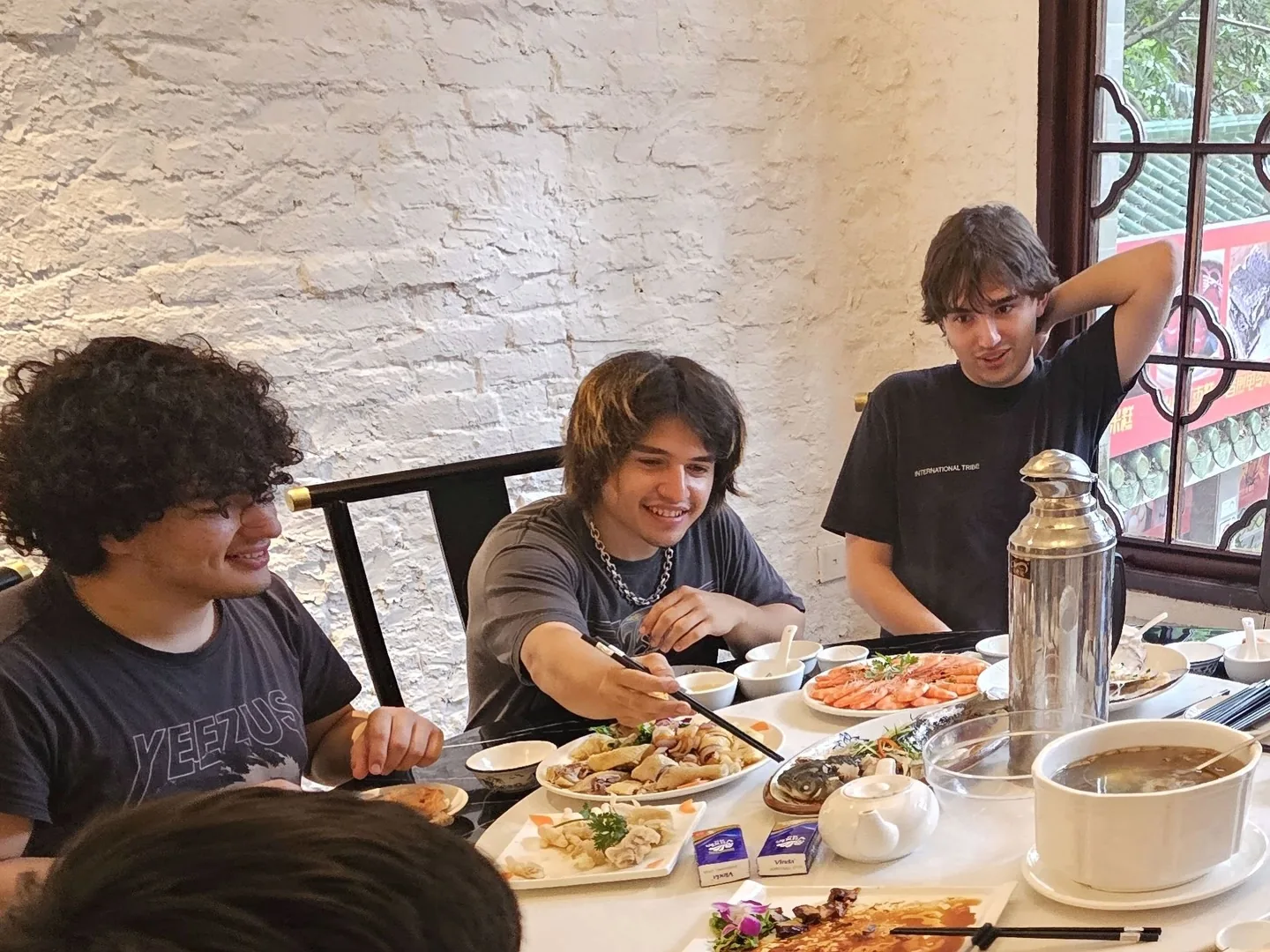 An evening meal with the China Magic cohort