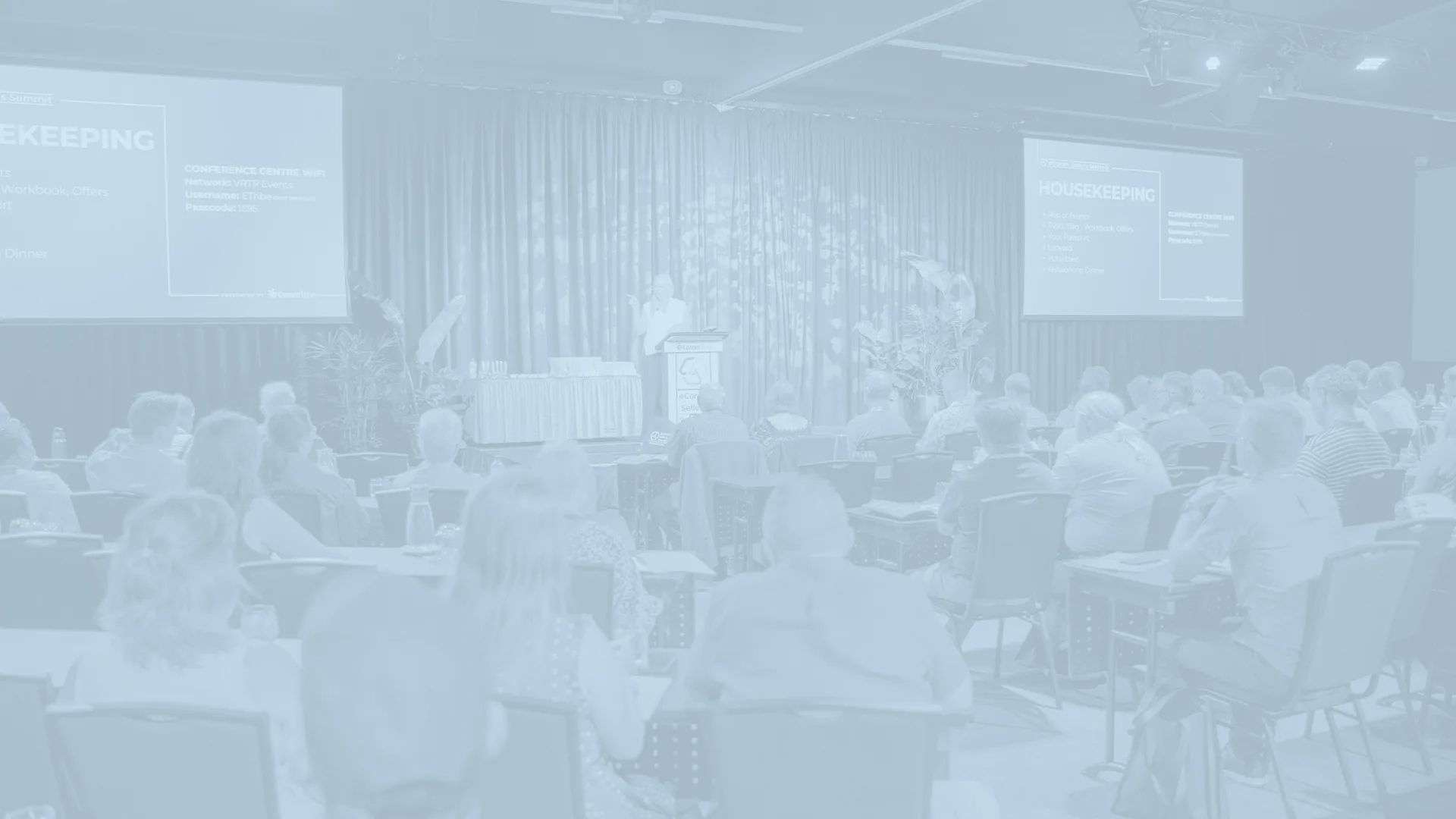 The eComm Sellers Summit, the Genesis community in the room